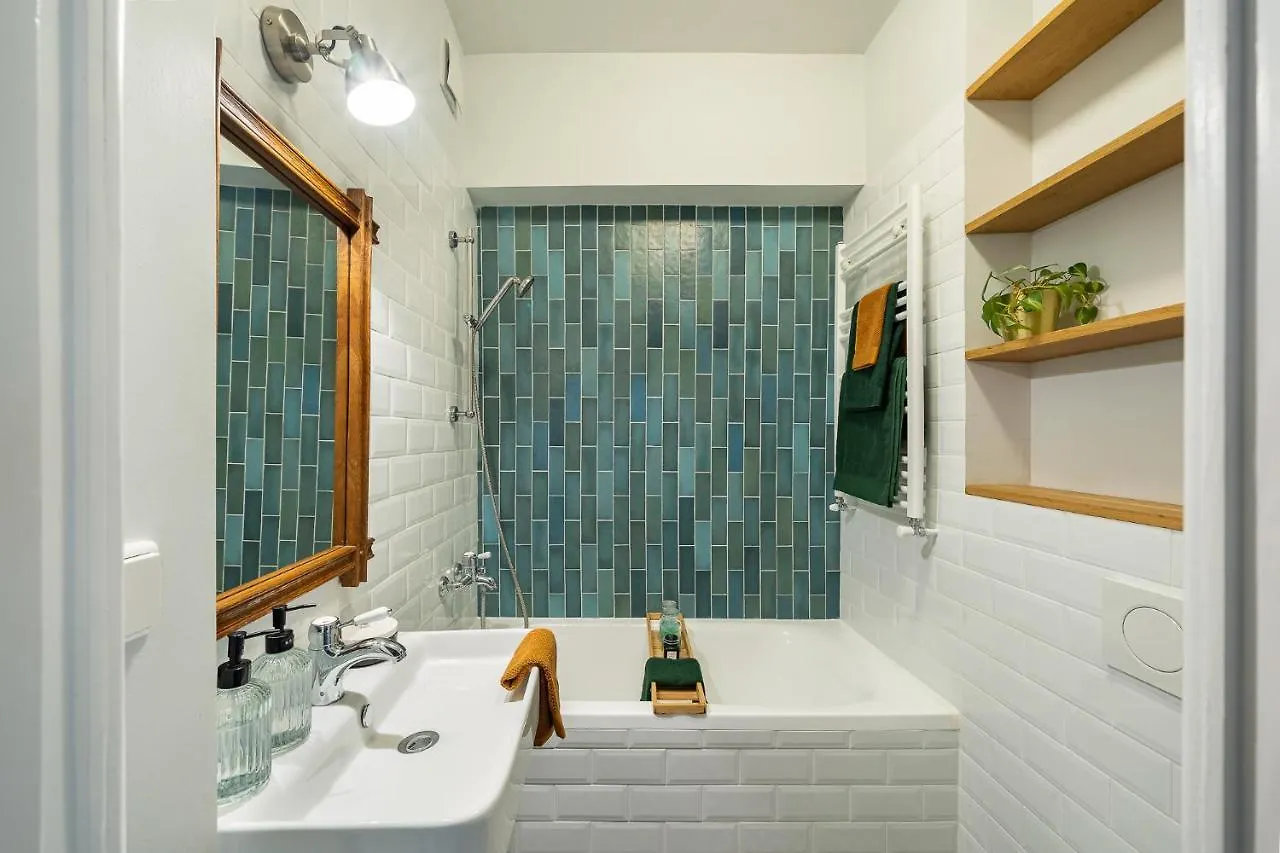 Bohemian Apartment In Old Town - Self Check-In Bucharest